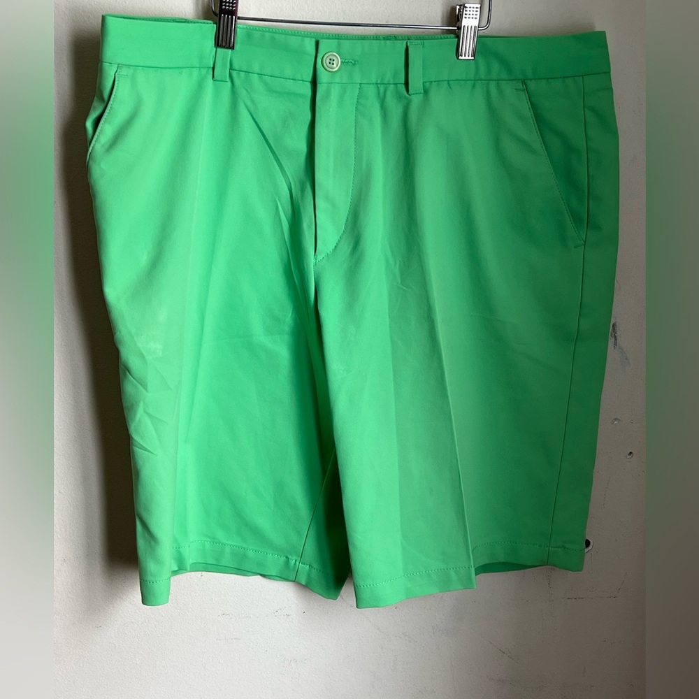 Hugo Boss Men's Bright Green Flat-Front Golf Shorts